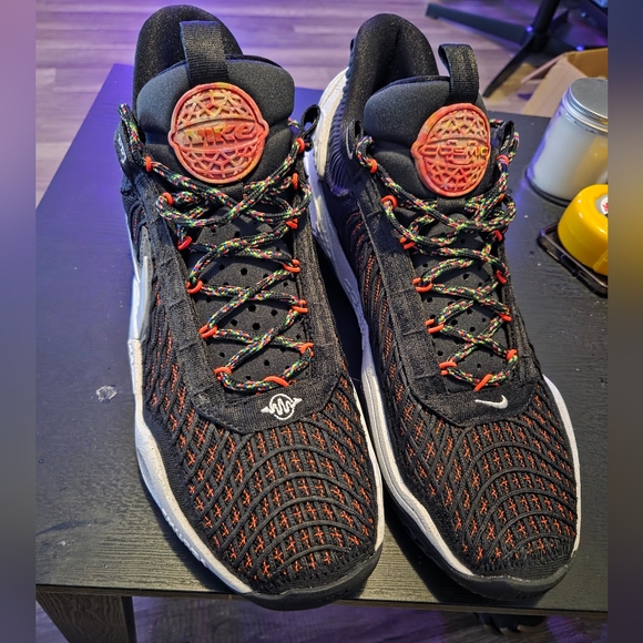 Nike "Cosmic Unity 2" Size 13 - Picture 2 of 16